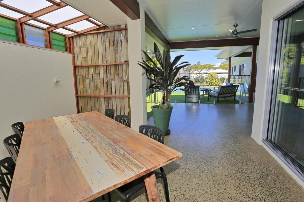 12Th Tee Bnb Bed & Breakfast Bargara Exterior photo